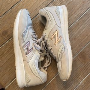 New Balance Classic 697 Beige and Rose Gold Size 9.5